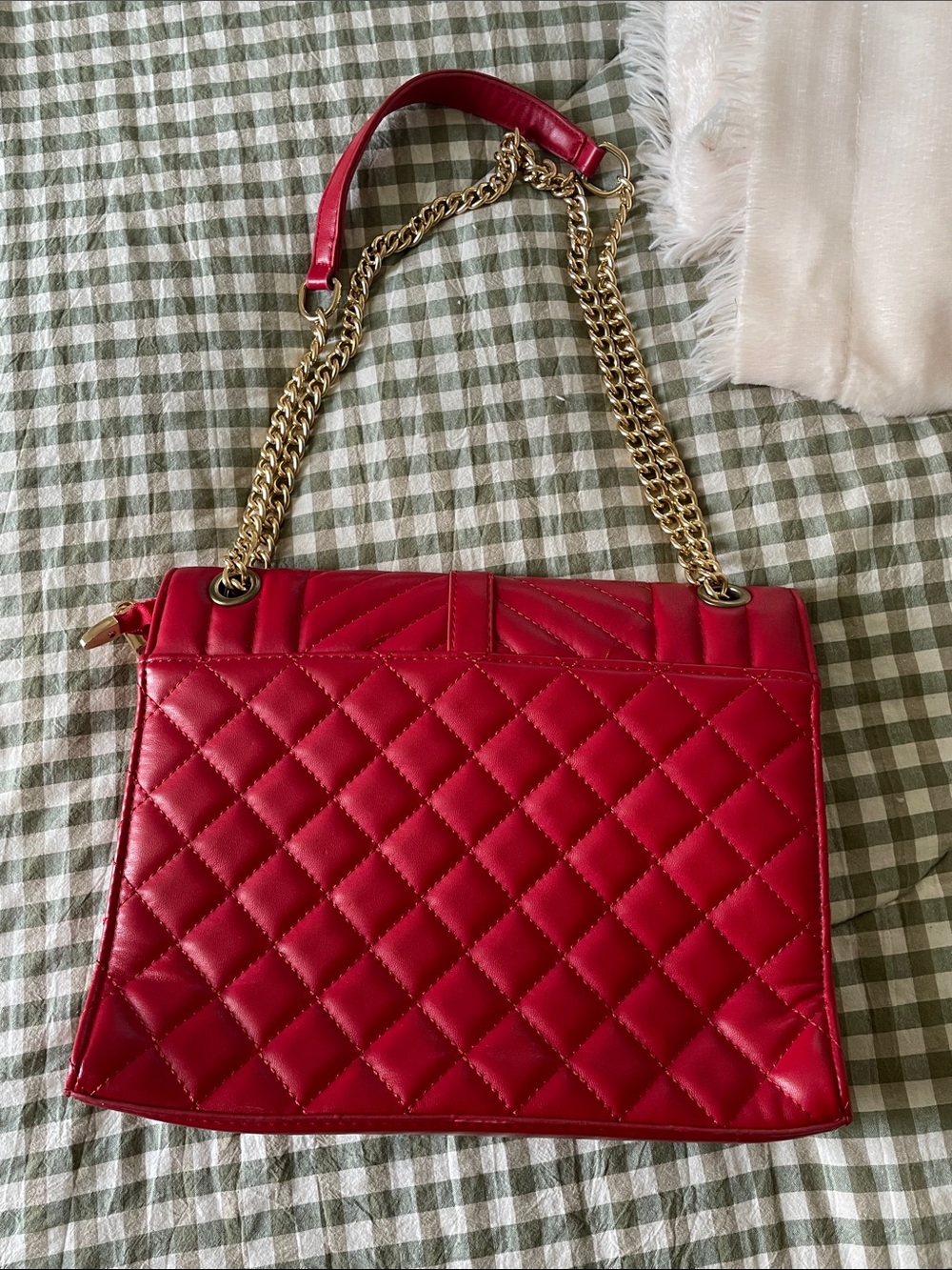 Red Quilted Vegan Leather Shoulder Bag with Gold Hardware - Picture 2 of 3